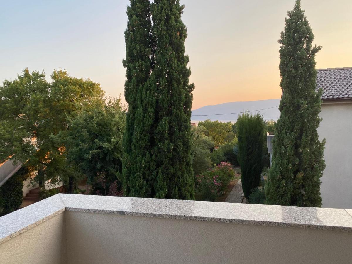M Plus Residence Pinezići Zewnętrze zdjęcie