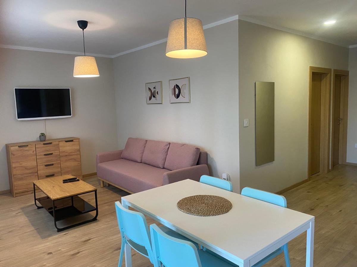 M Plus Residence Pinezići Zewnętrze zdjęcie