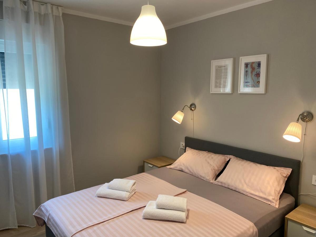 M Plus Residence Pinezići Zewnętrze zdjęcie