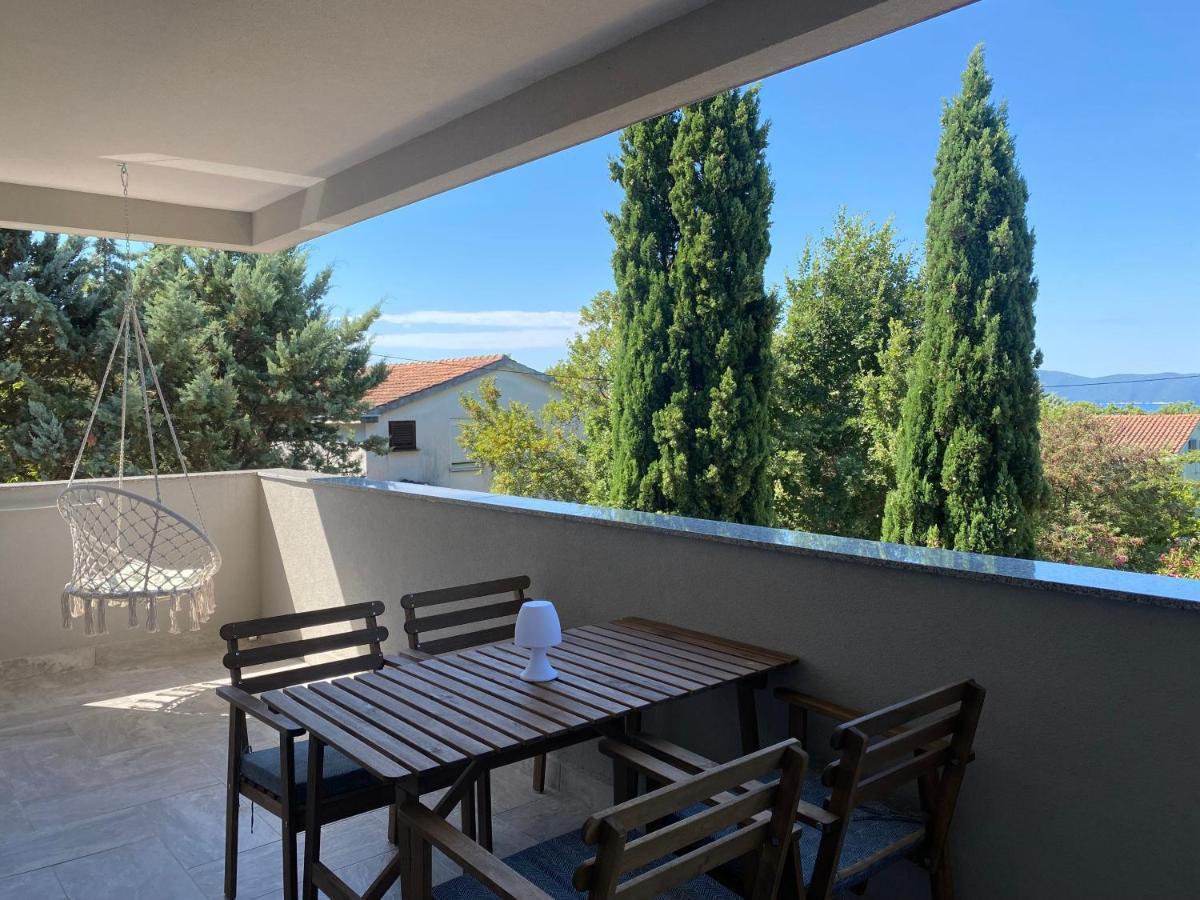 M Plus Residence Pinezići Zewnętrze zdjęcie
